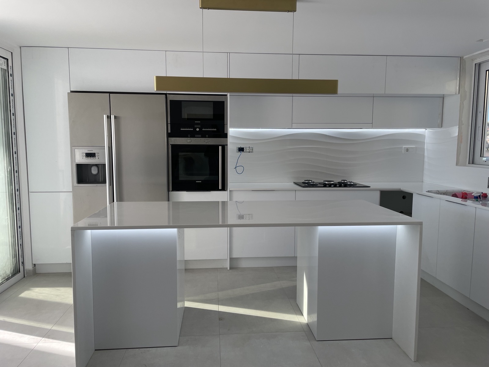 White & Gold Kitchen