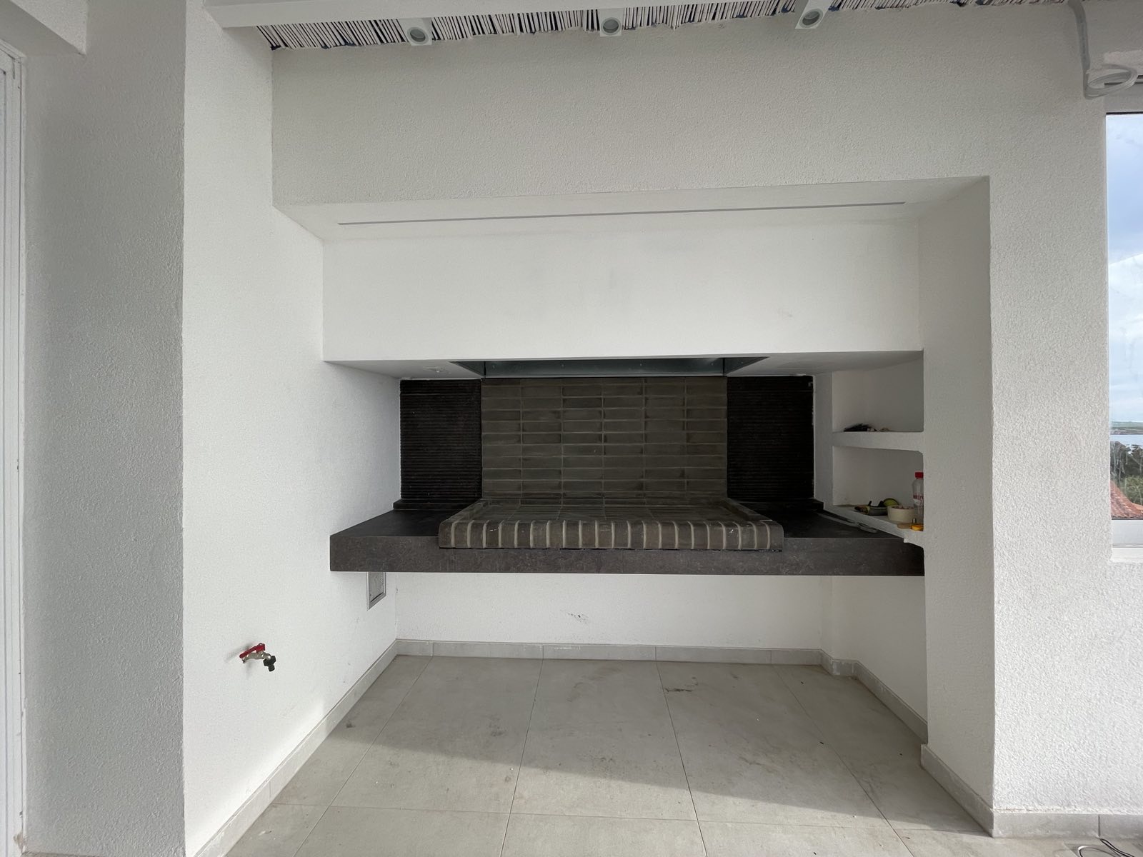 Outdoor BBQ Niche